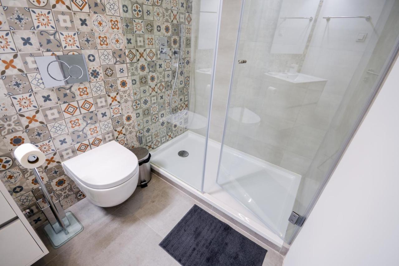 Sunny And Stylish Apartment - 11 Min To The Center Лиссабон Экстерьер фото